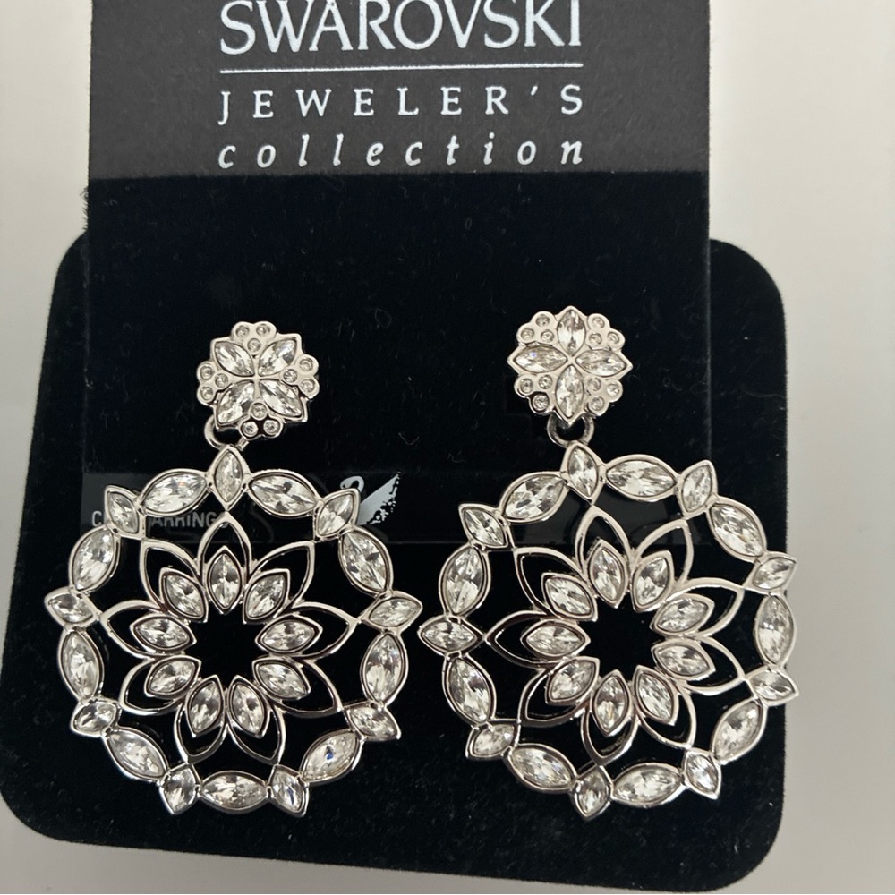 Swarovski Silver Floral Crystal Earrings/ clip